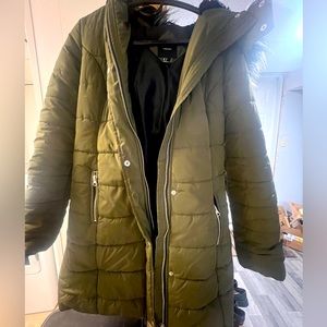 Size small puffer coat